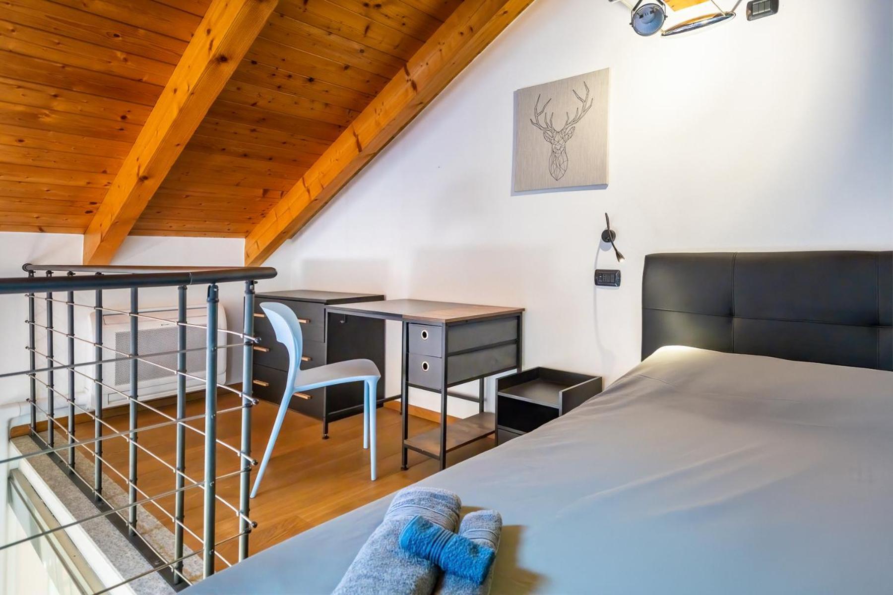 Ferienwohnung Strepitoso Loft Con Vista Duomo Alba  Exterior foto
