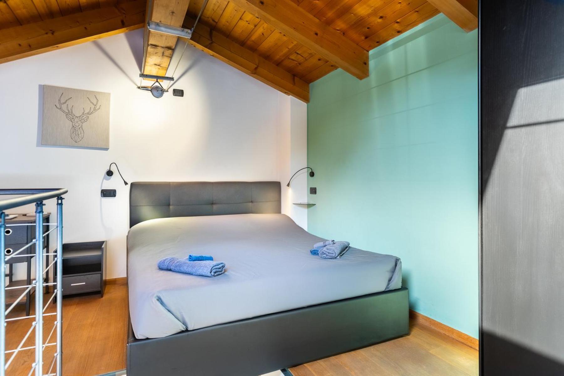 Ferienwohnung Strepitoso Loft Con Vista Duomo Alba  Exterior foto