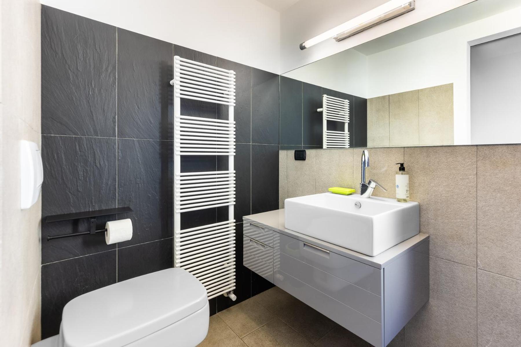 Ferienwohnung Strepitoso Loft Con Vista Duomo Alba  Exterior foto