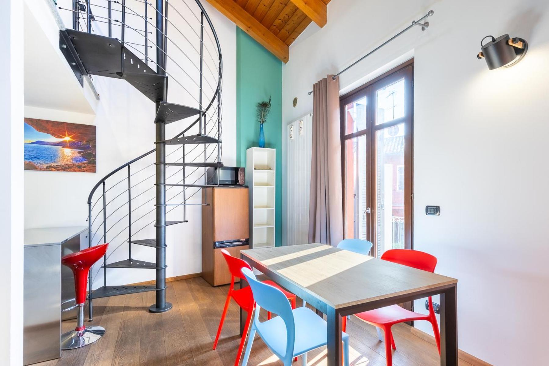 Ferienwohnung Strepitoso Loft Con Vista Duomo Alba  Exterior foto